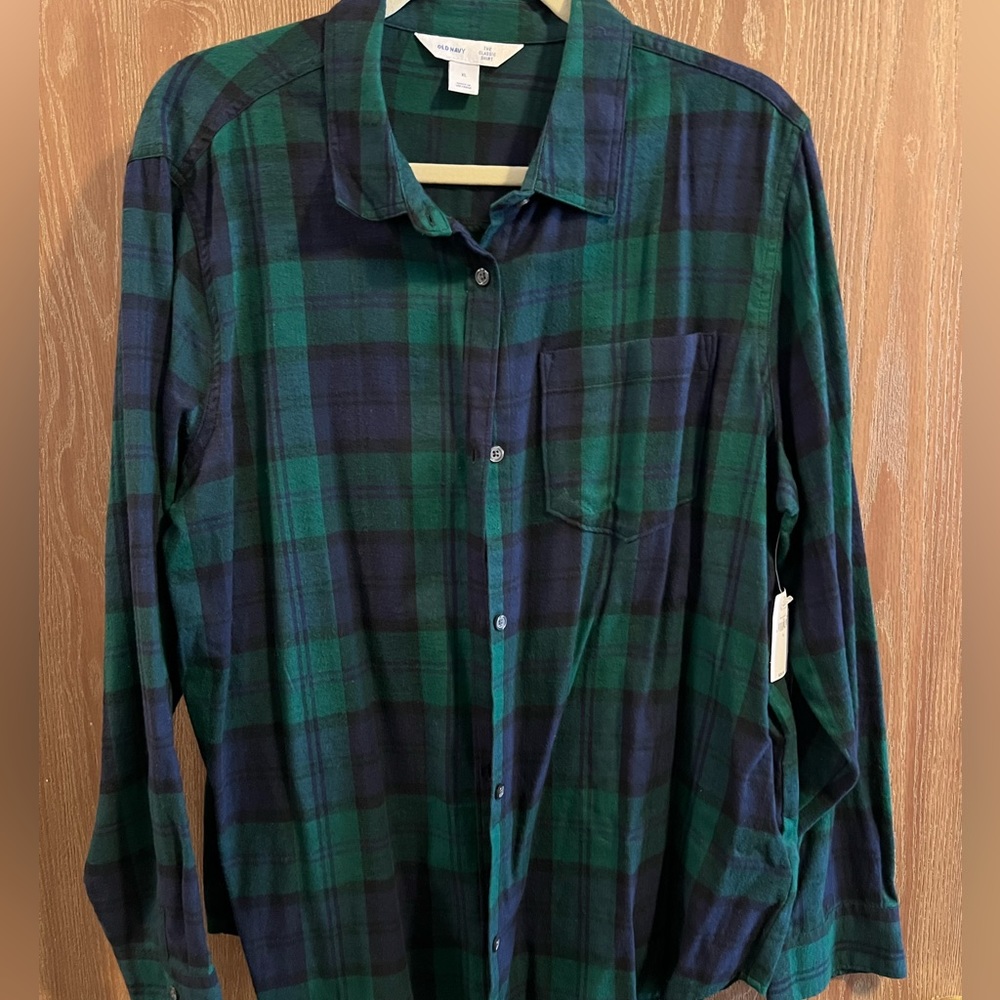 Old Navy Classic Button Shirt, Flannel style, Brand new with tags